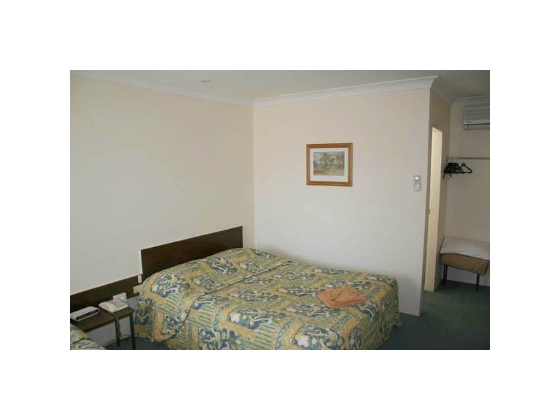 48 Martha Street, Blayney NSW 2799