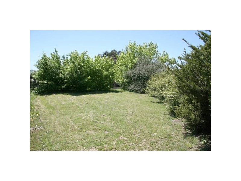 9 Polona Street, Blayney NSW 2799