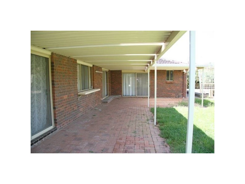 9 Polona Street, Blayney NSW 2799