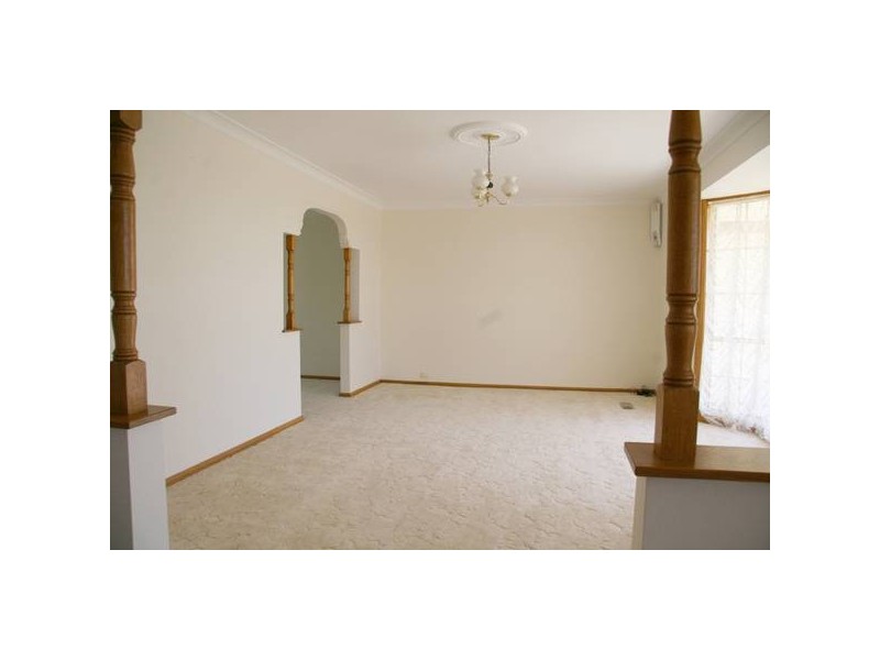 9 Polona Street, Blayney NSW 2799