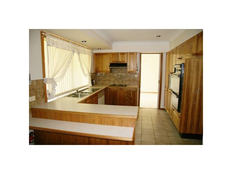 9 Polona Street, Blayney NSW 2799