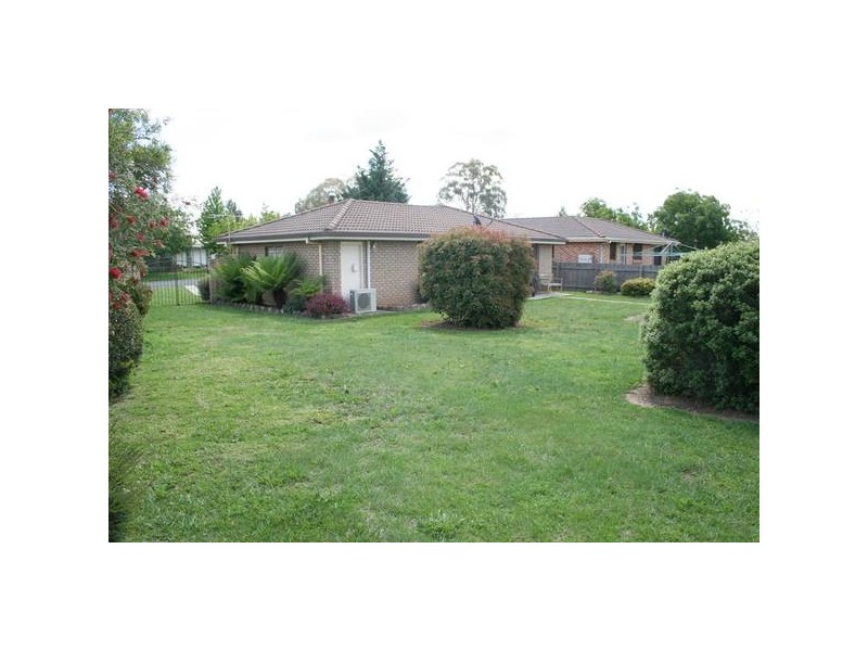 39 Torulosa Way, Orange NSW 2800