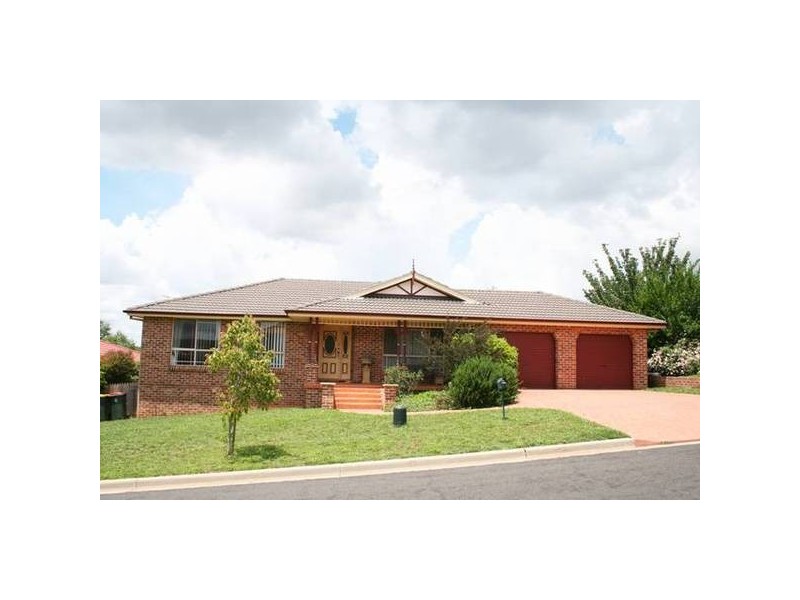 21 Pine Ridge Drive, Orange NSW 2800