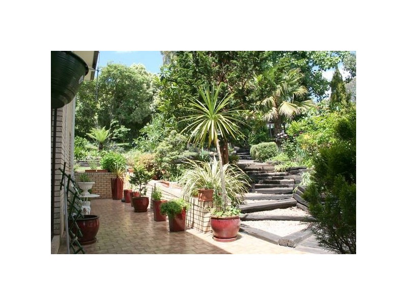 6 Yaraan Place, Orange NSW 2800