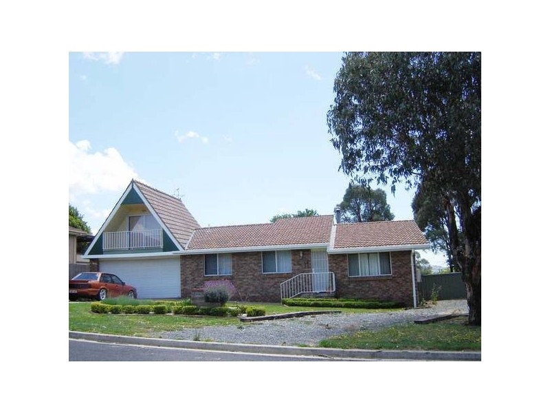 38 Polona Street, Blayney NSW 2799