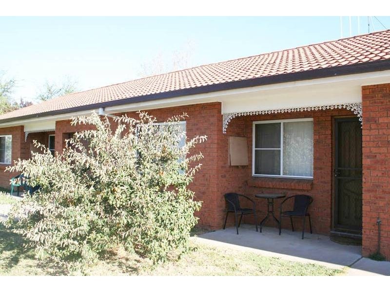 80-82 Kenna Street, Orange NSW 2800