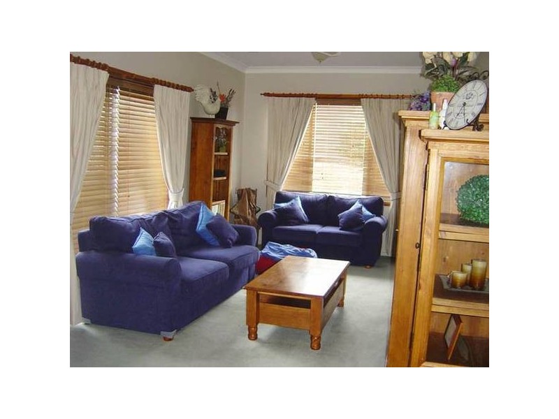 10 Racecourse Road, Orange NSW 2800