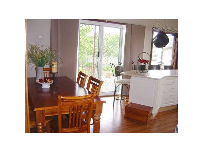 10 Racecourse Road, Orange NSW 2800