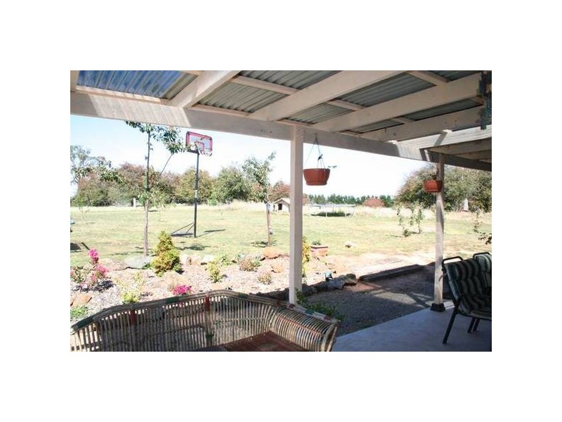 76 Charles Booth Way, Blayney NSW 2799