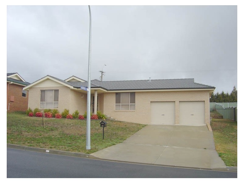 21 McCarron Place, Orange NSW 2800