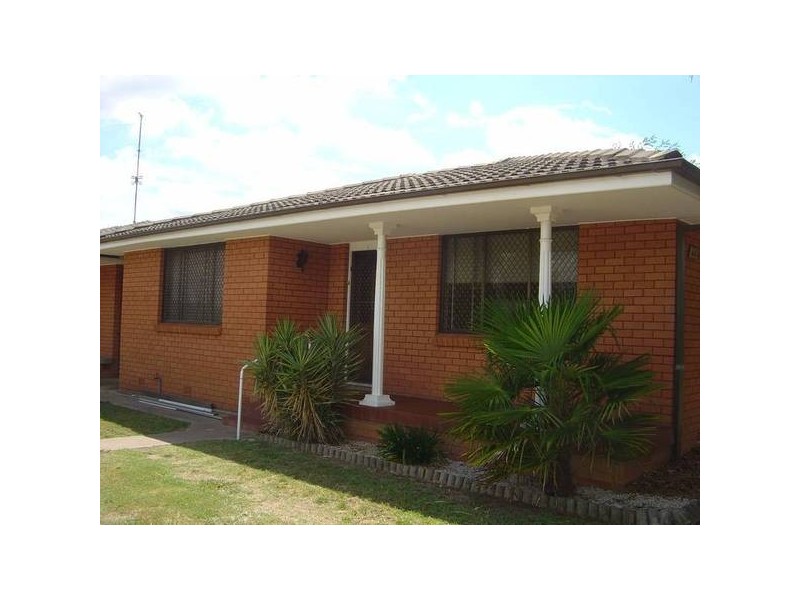 1/61 Bletchington Street, Orange NSW 2800