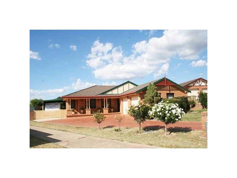23 Avondale Drive, Orange NSW 2800