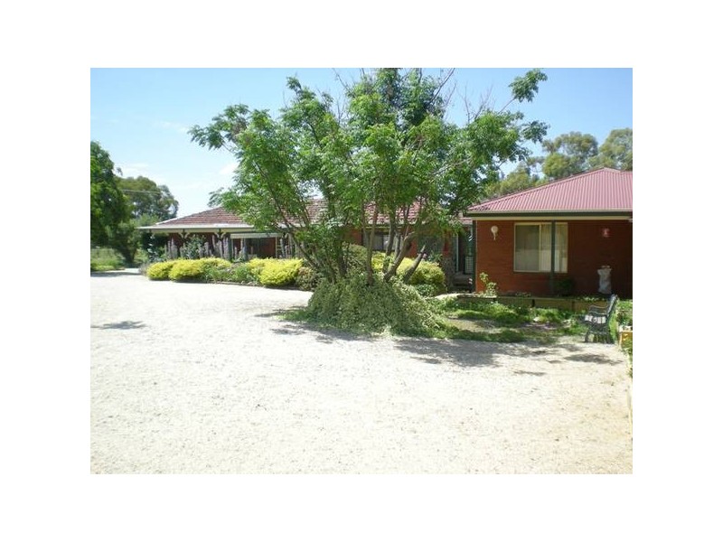 6 Lysterfield Road, Orange NSW 2800