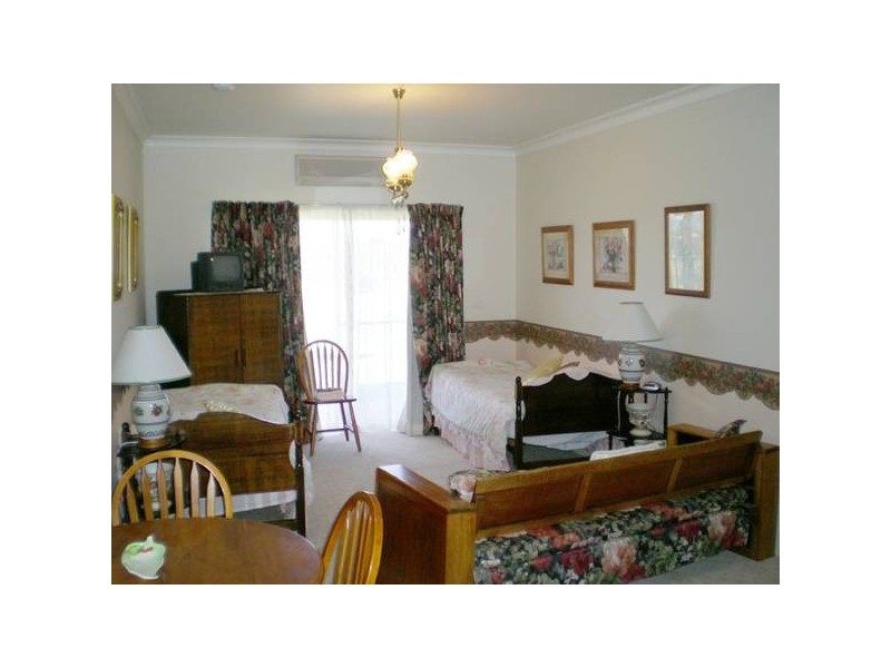 6 Lysterfield Road, Orange NSW 2800