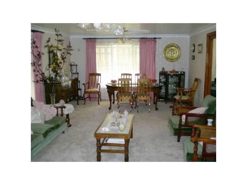 6 Lysterfield Road, Orange NSW 2800