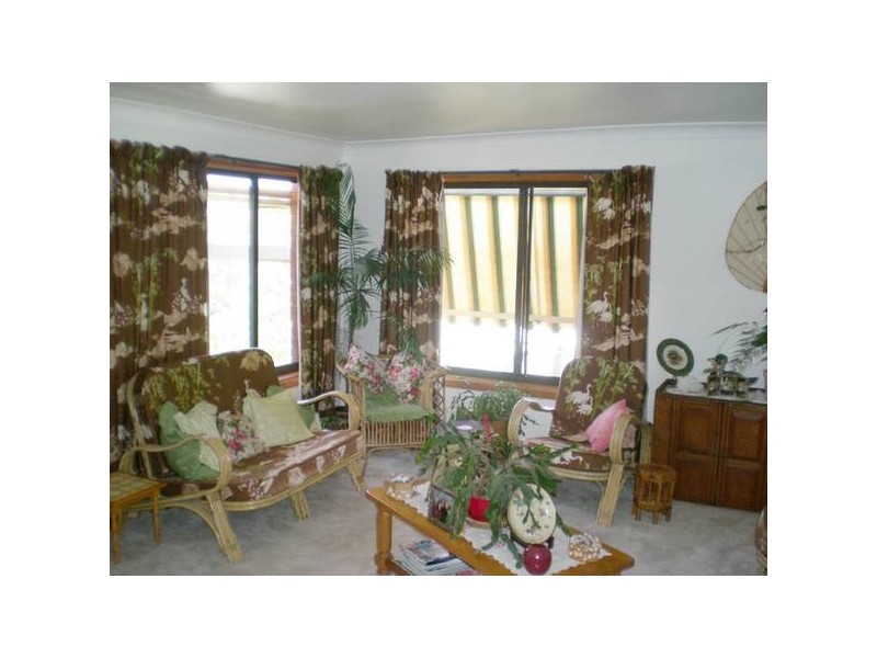 6 Lysterfield Road, Orange NSW 2800