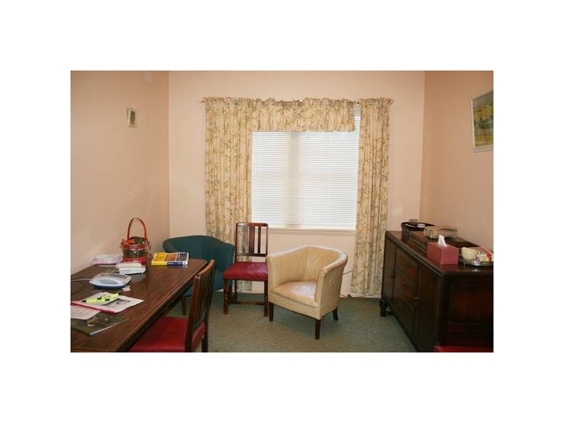 2 Ophir Street, Orange NSW 2800