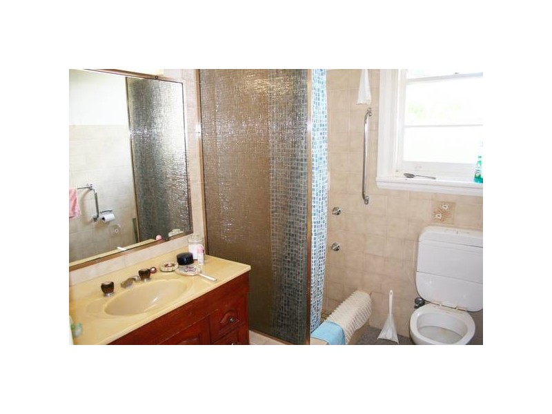 2 Ophir Street, Orange NSW 2800