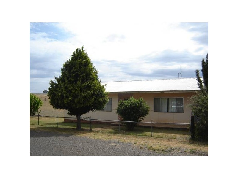 3 Eddy Cook Street (Lyndhurst), Blayney NSW 2799