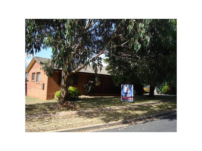8 Tumulla Street, Blayney NSW 2799