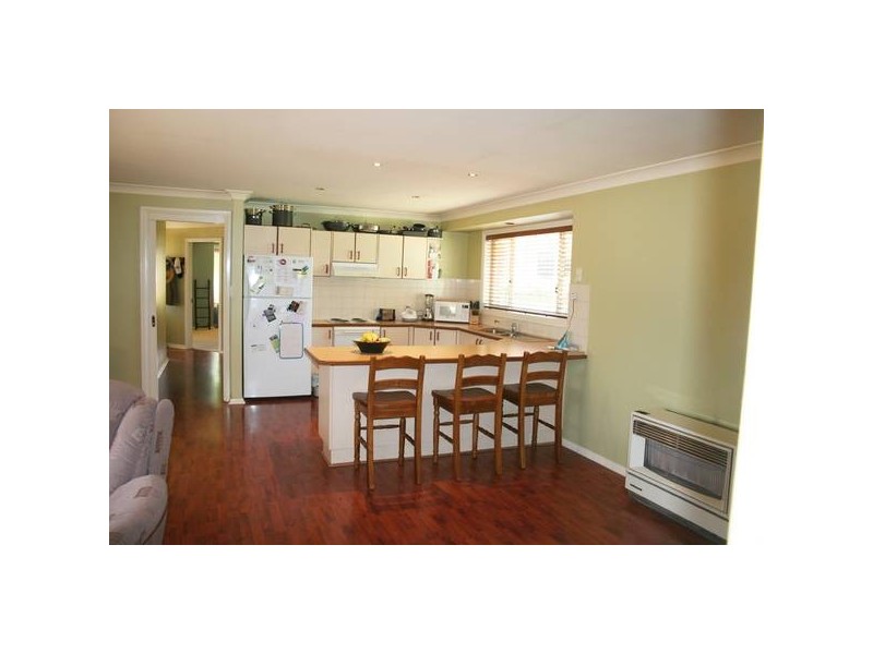 72 Turner Crescent, Orange NSW 2800