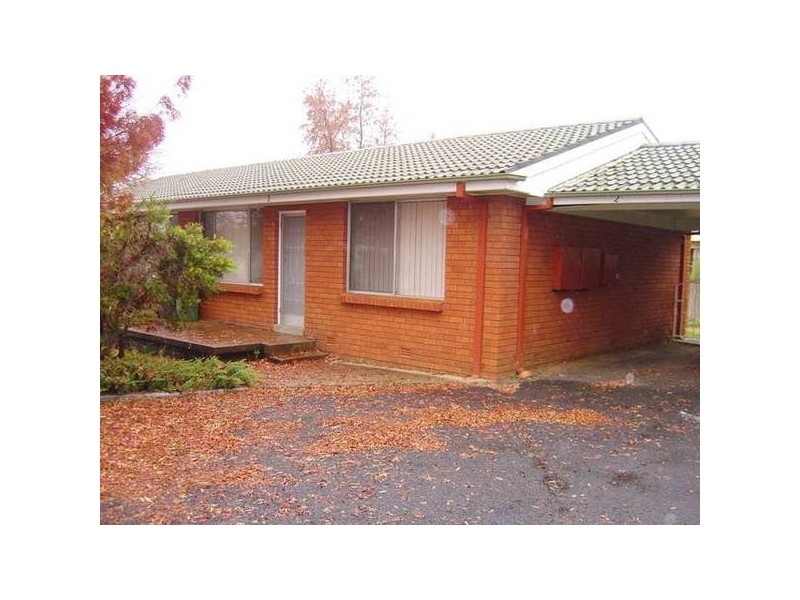 2/247 Frost Street, Orange NSW 2800