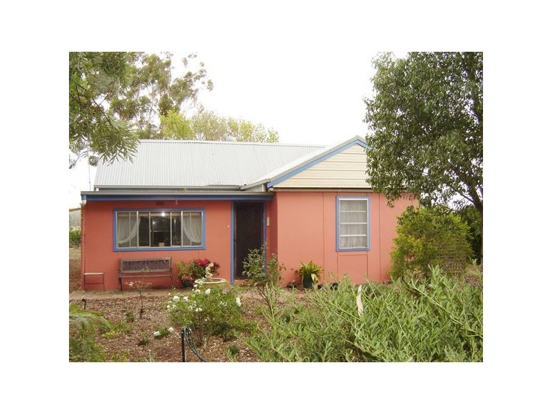210 Packham Drive, Molong NSW 2866