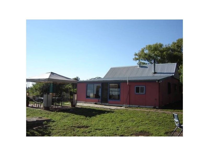210 Packham Drive, Molong NSW 2866