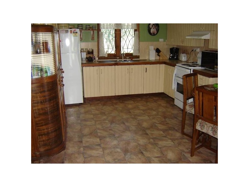 210 Packham Drive, Molong NSW 2866