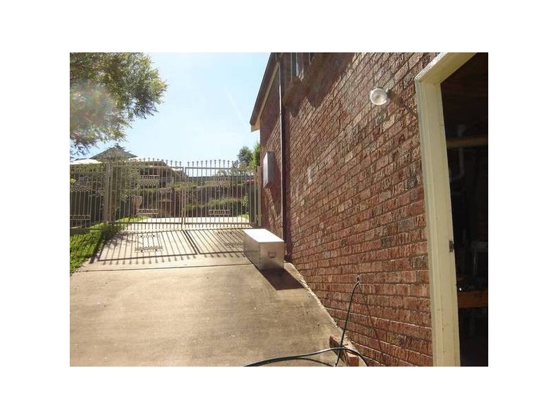 10 McArdle Street, Molong NSW 2866