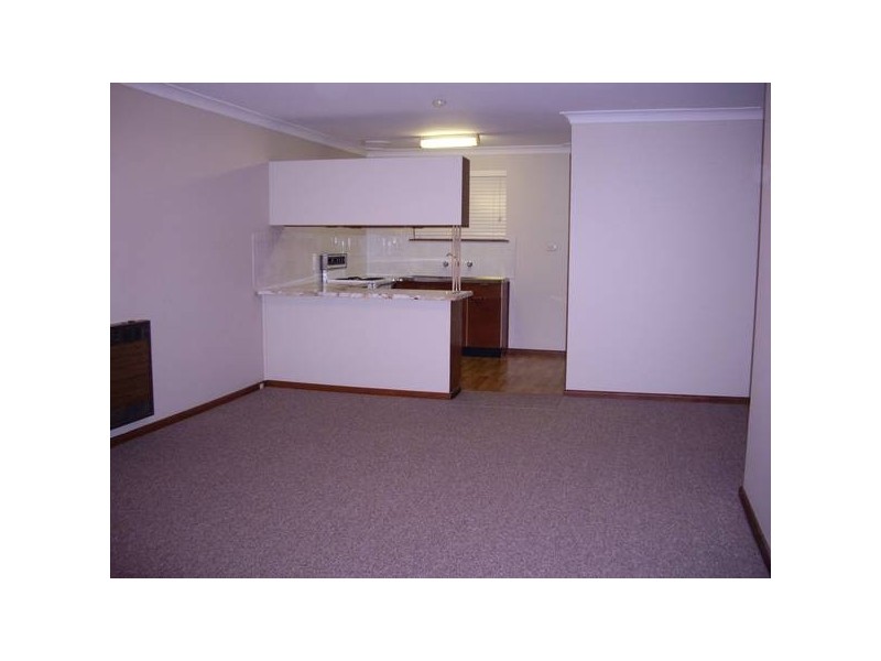 2/5 Church Street, Blayney NSW 2799