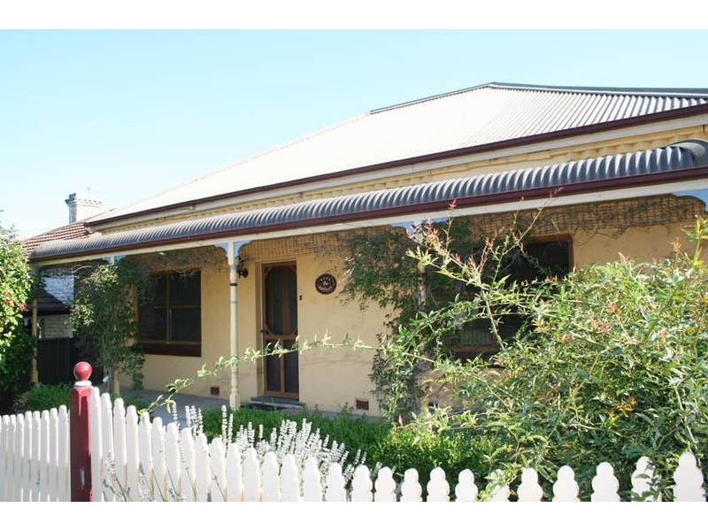 245 Byng Street, Orange NSW 2800