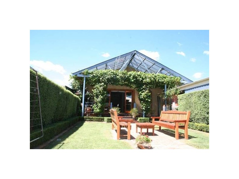 111 Hill Street, Orange NSW 2800