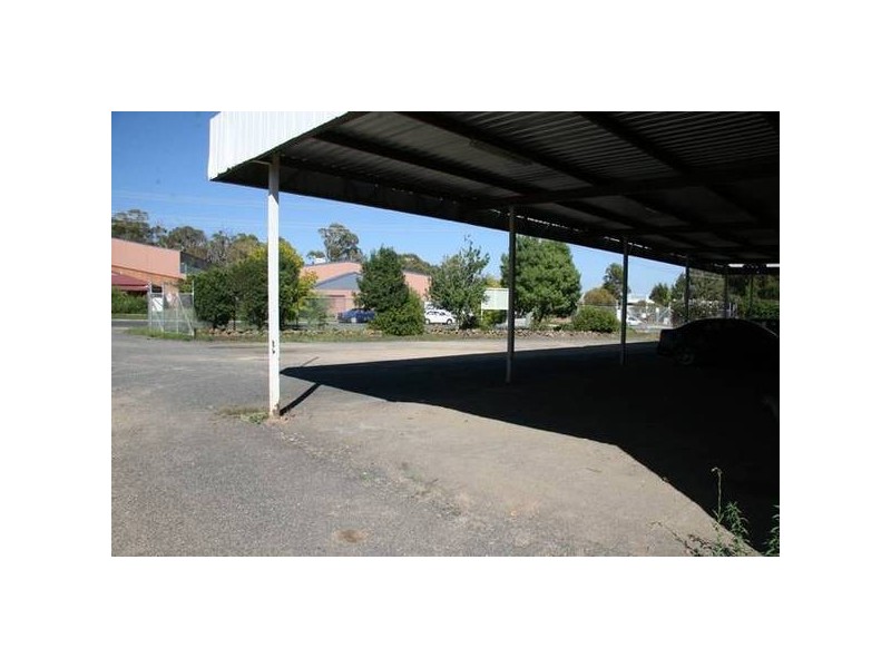 44 Leewood Drive, Orange NSW 2800