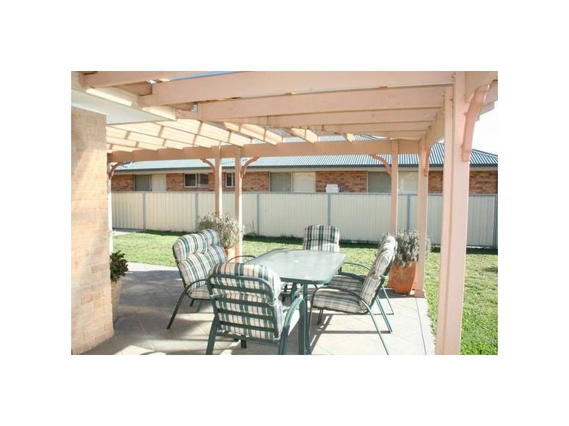 2 Hoskins Place, Orange NSW 2800