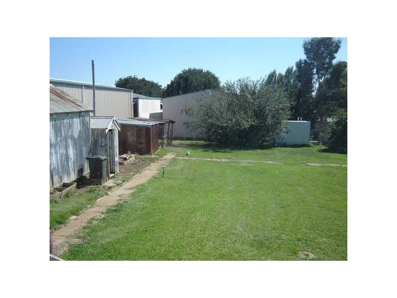 7 Riddell Street, Molong NSW 2866