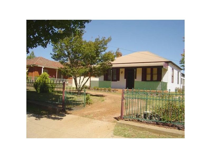 85 Anson Street, Orange NSW 2800