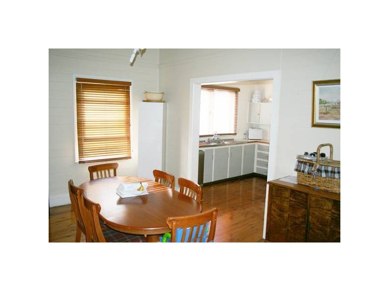 145 Warrendine Street, Orange NSW 2800