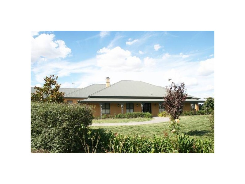 - Cargo Road, Orange NSW 2800