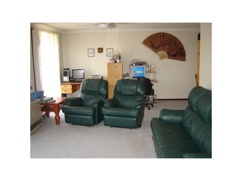 27 Mt Errol Street, Blayney NSW 2799