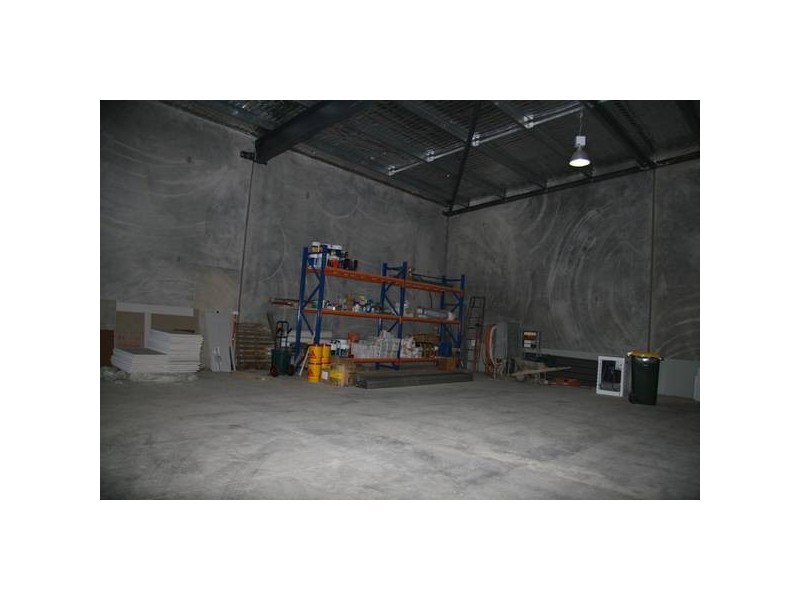- Gateway Crescent, Orange NSW 2800