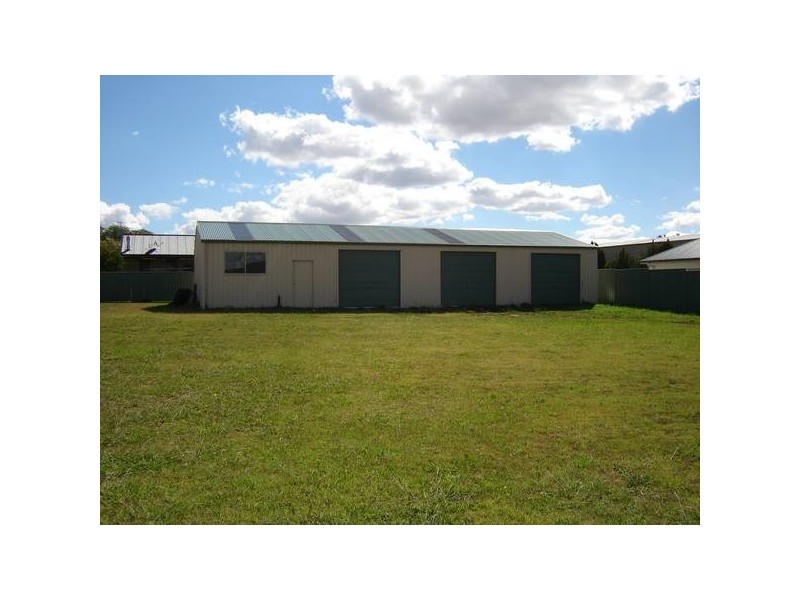 31 Raphael Street, Blayney NSW 2799