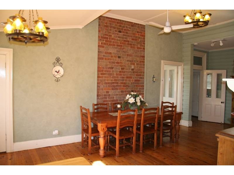 28 Molong Street, Molong NSW 2866