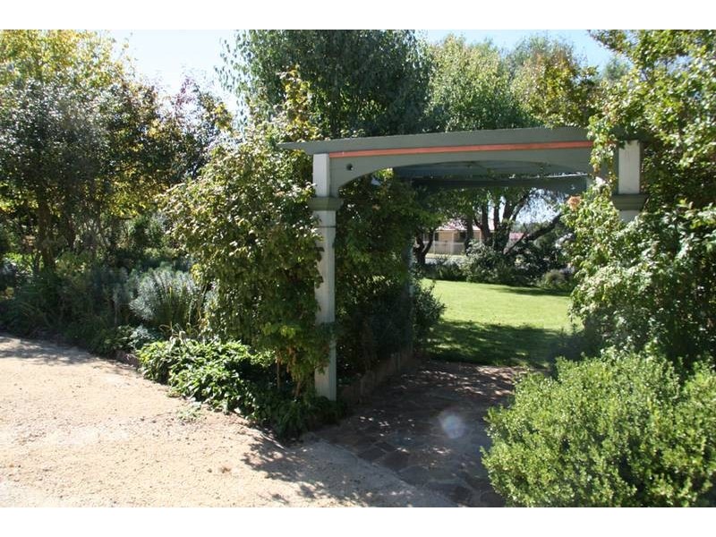 28 Molong Street, Molong NSW 2866