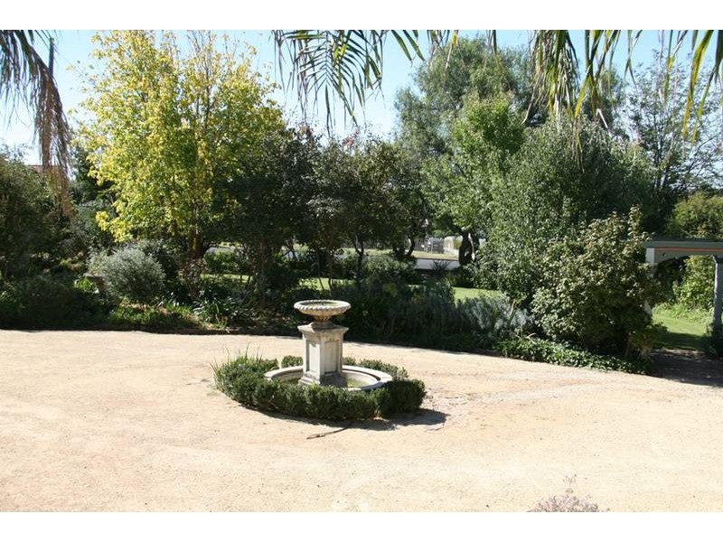 28 Molong Street, Molong NSW 2866