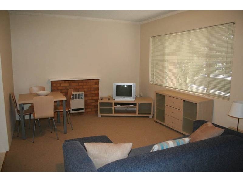 1/14 Burrendong Way, Orange NSW 2800