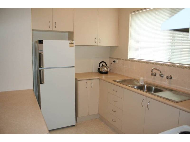 1/14 Burrendong Way, Orange NSW 2800