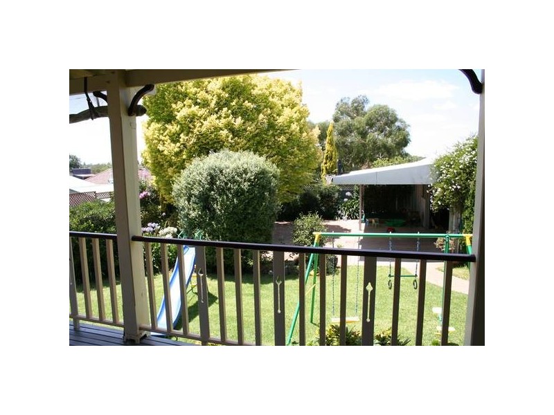 94 Sampson Street, Orange NSW 2800