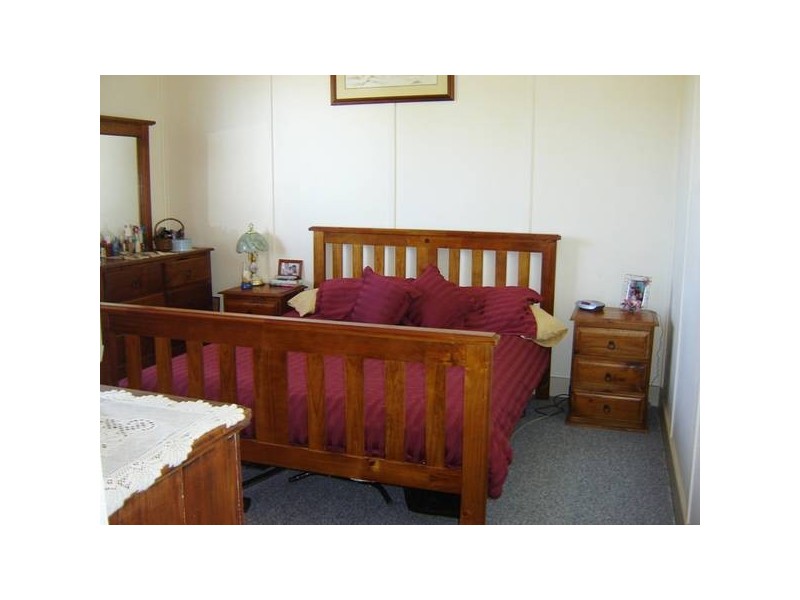 11 Reynold Street, Molong NSW 2866