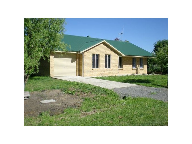 15 Unwin Street (Millthorpe), Orange NSW 2800